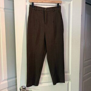 NWT - Van Royal Pants- Brown Short - Size 4 - Super Soft
